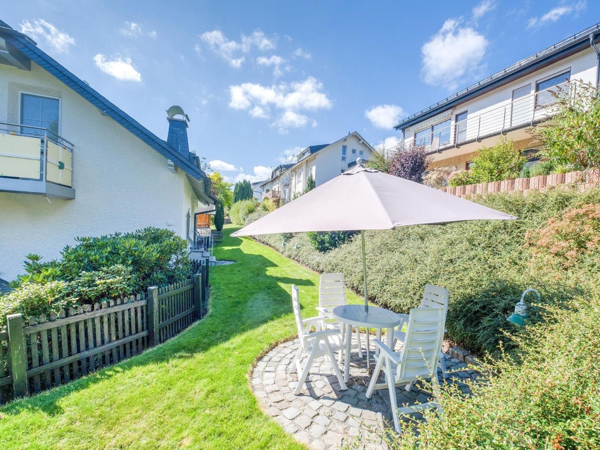 Modern Apartment In Schwalefeld With Garden Willingen  Esterno foto